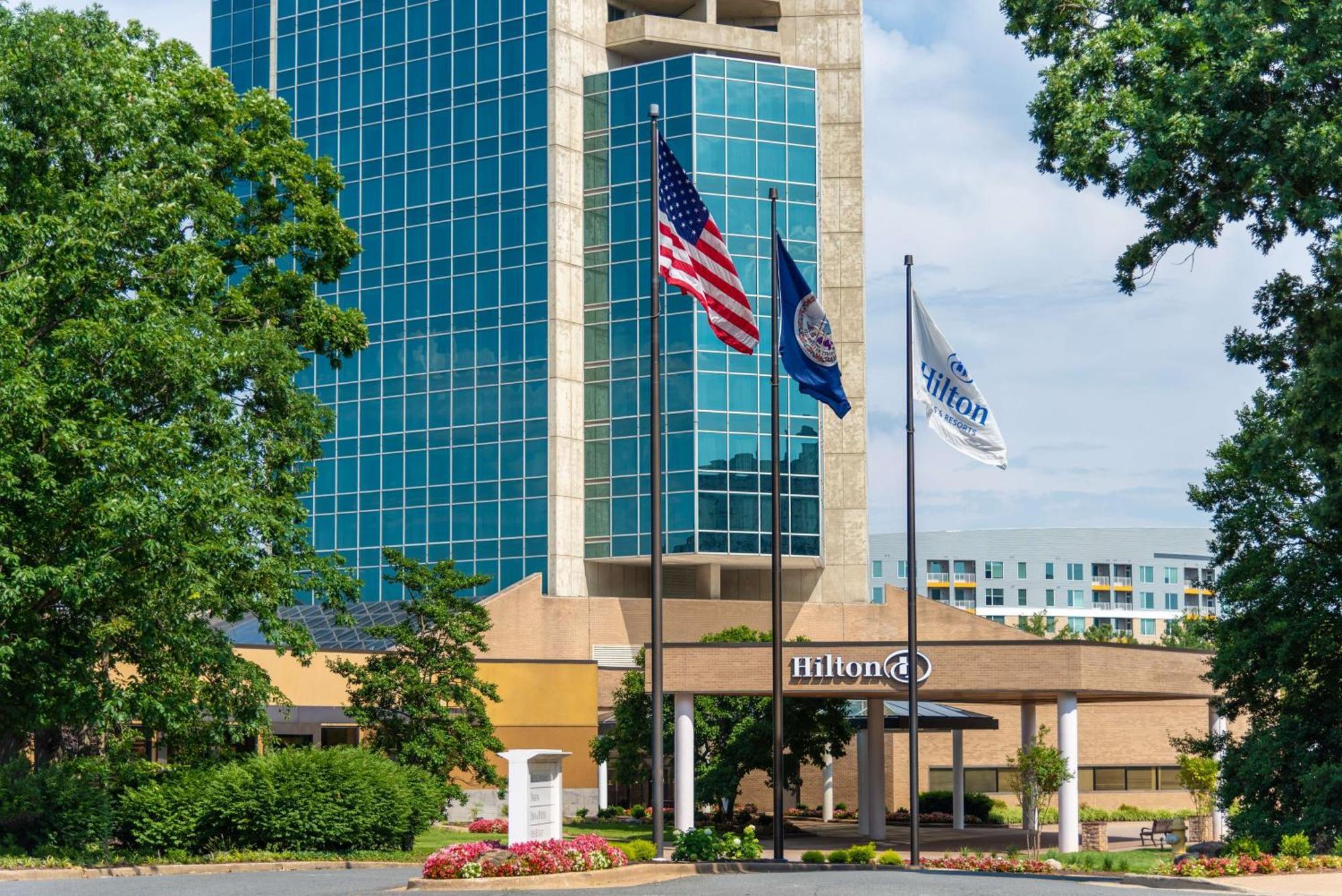 Hilton Alexandria Mark Center Exterior foto